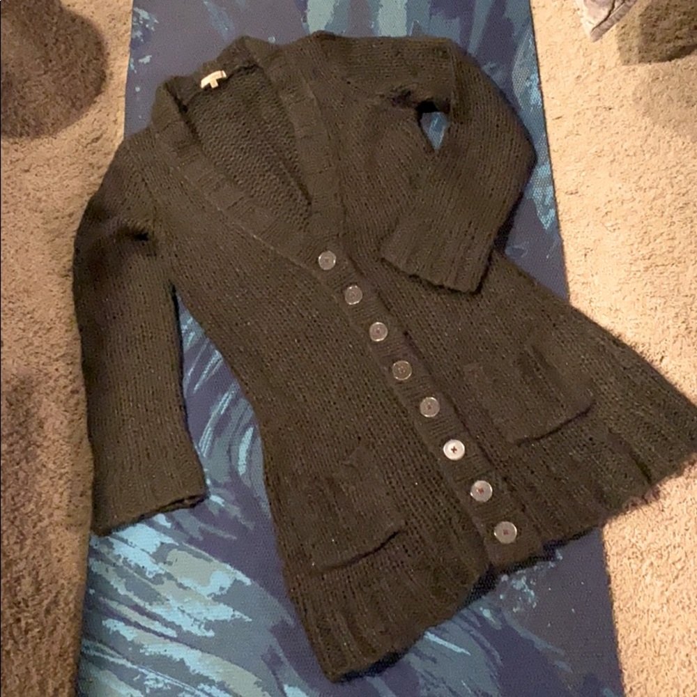 Laurie B Cardi w/metallic thread